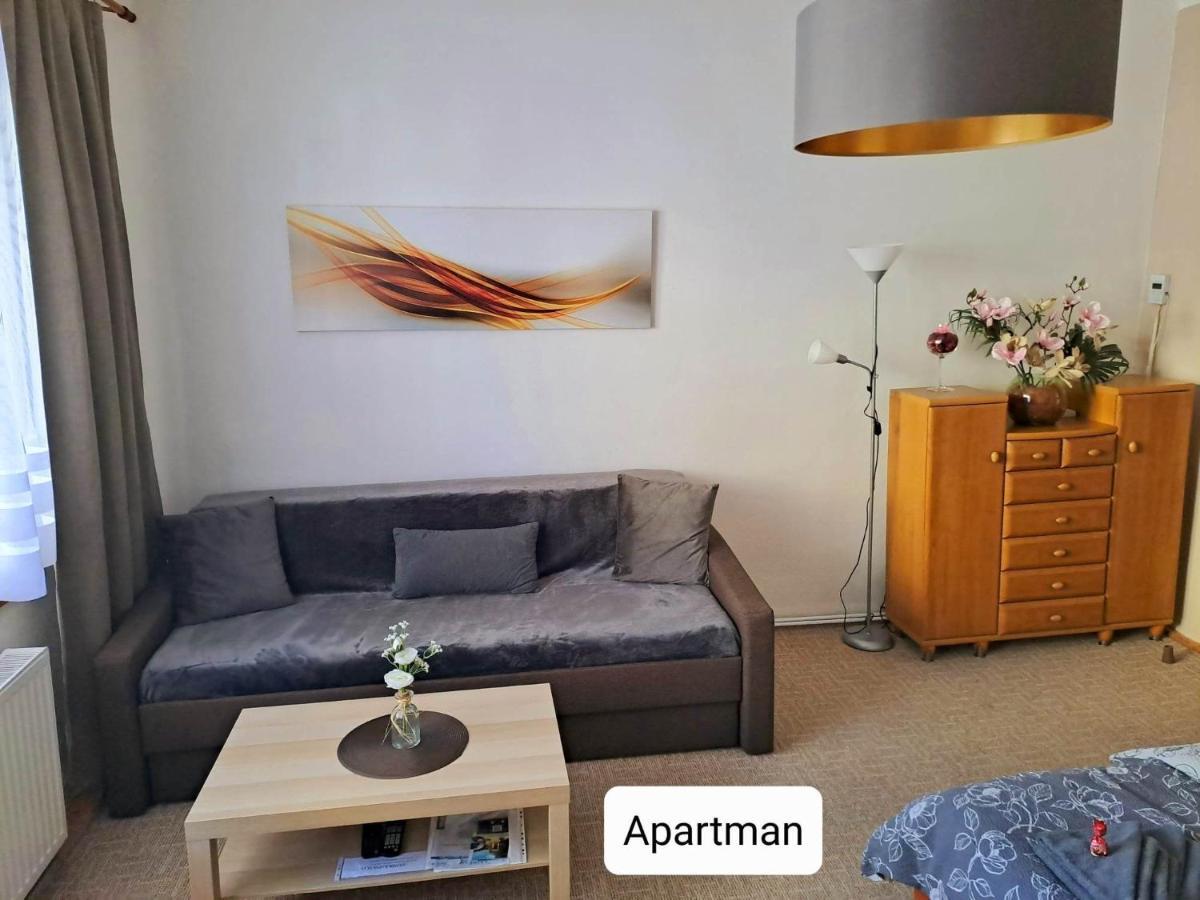 Dum Tamara Apartamento Luhačovice Exterior foto